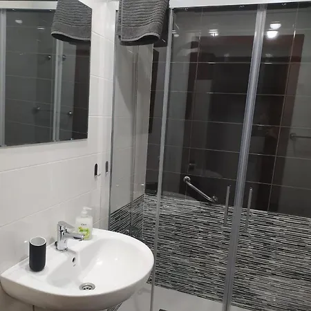شقة Coqueto Apartamento En اوفيدو